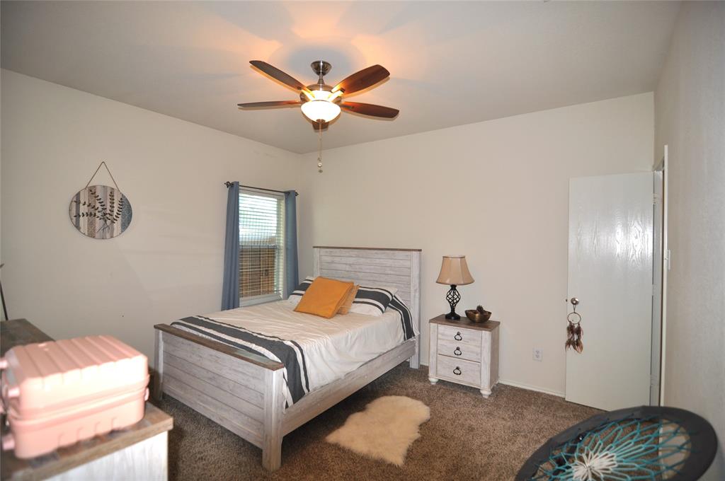 Villages Of Chisholm Ridge Th - Residential