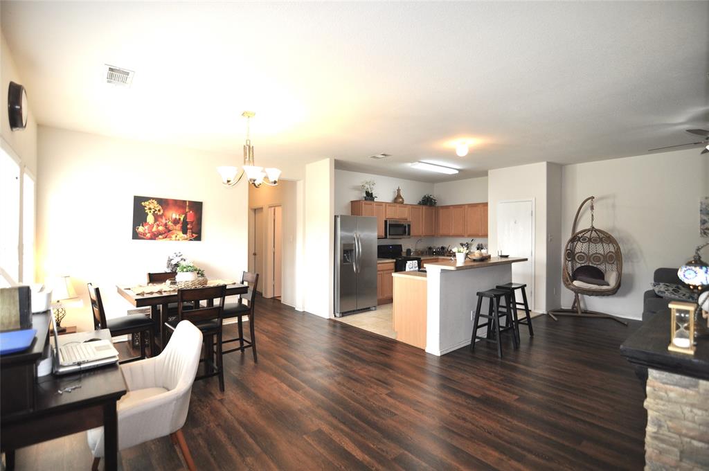 Villages Of Chisholm Ridge Th - Residential