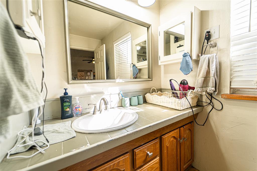 A0019 SUR 50 T Berry - Residential