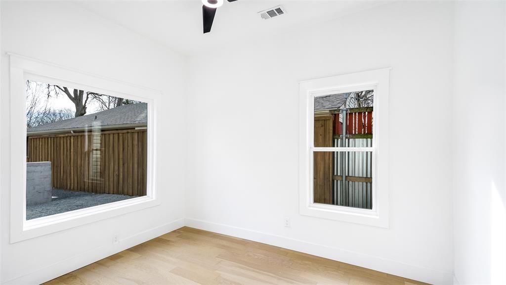 Lake Crest - Residential