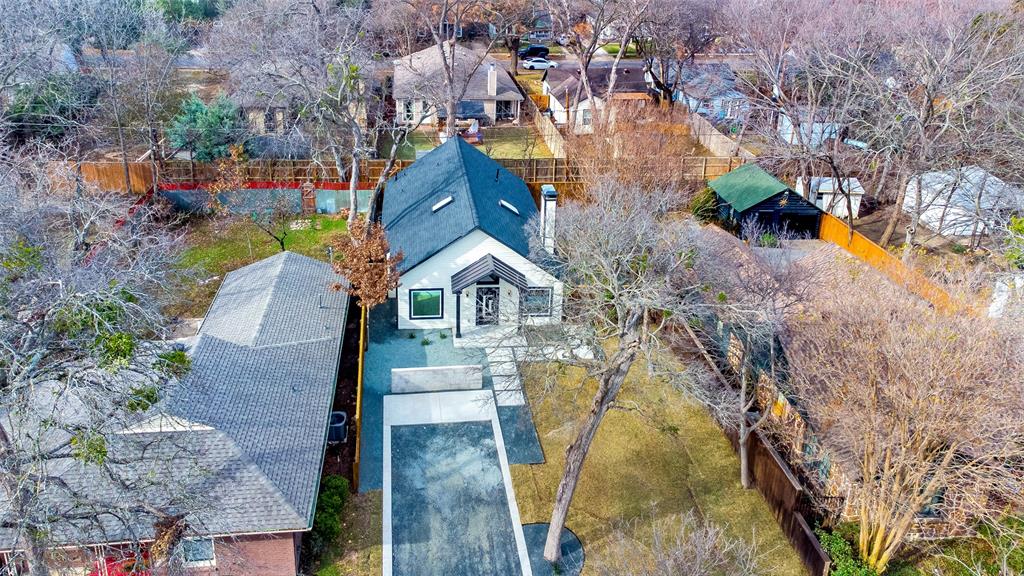 Lake Crest - Residential