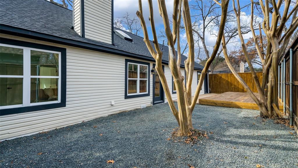 Lake Crest - Residential