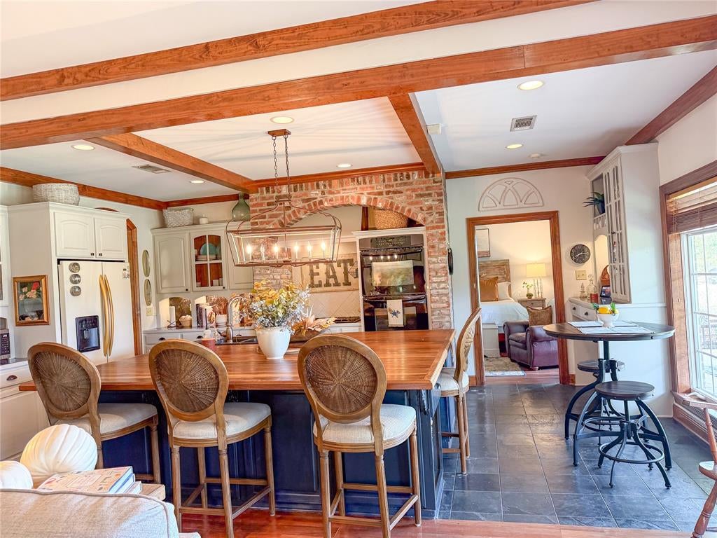1204 Miller Farm Rd