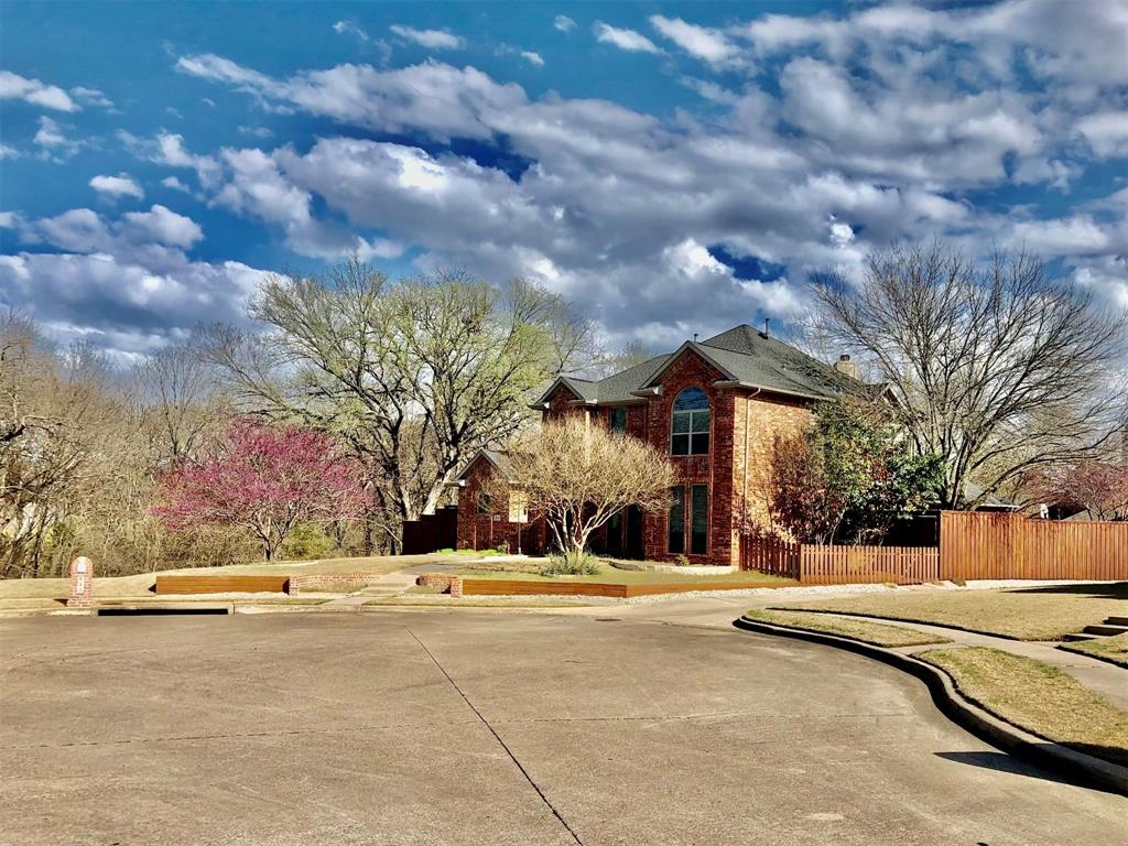 812 Rivergrove Road