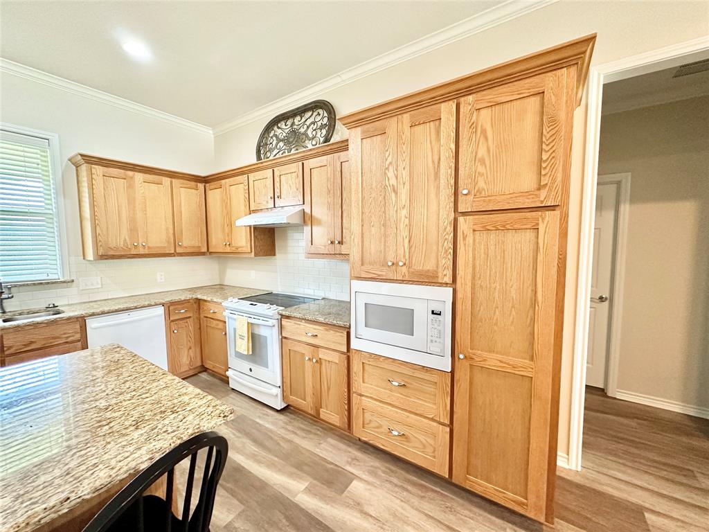 318 E 4th Street