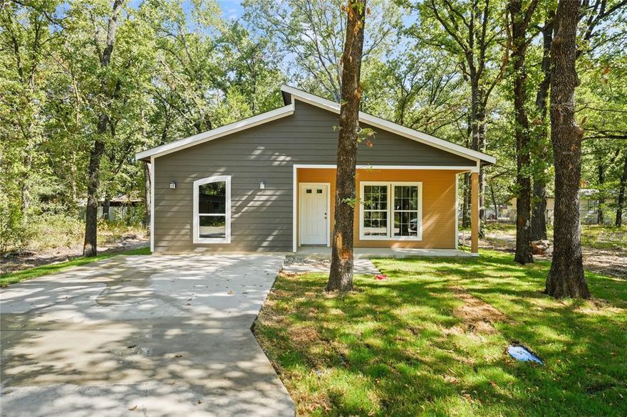 Seller is offering 5,000 in assistance towards closing costs or interest rate buy down! This 3 bedroom 2 bath new build home is gracefully nestled amidst a landscape of towering trees, offering a soothing canopy of shade. Embrace the beauty of the outdoors while enjoying the modern comforts of a new build. Not to mention its located just minutes from shopping and Cedar Creek Lake!