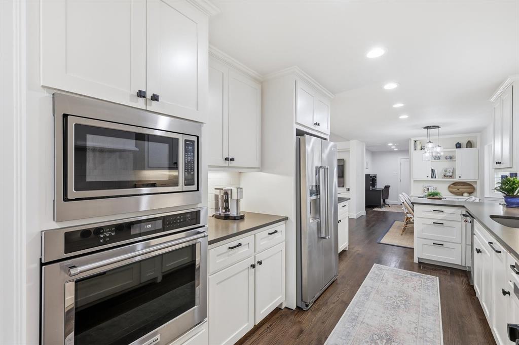 White Rock North 14th Instl - Residential