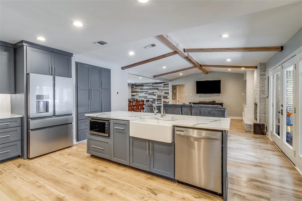 6122 Chesley Lane