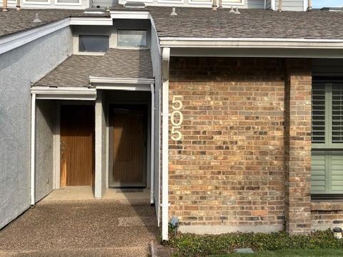 17490 Meandering Way 505 Dallas TX 75252