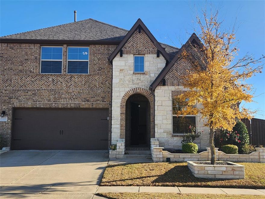 Move in special - 2 weeks- ask for details! Exquisite Beazer Home nestled in The Grove at Craig Ranch within the acclaimed FRISCO ISD. This Summerfield floor plan boasts 4 bedrooms, with 2 on the upper level and 2 on the lower level, accompanied by 3 full baths, a breakfast area, a versatile formal dining room or office space, a designated pet area, & elegant wood floors throughout.  Luxurious primary bath features a Super Shower & dual sinks. Gourmet-style kitchen with upgraded quartz countertops, SS appliances, a gas cooktop, an abundance of natural light flooding the open-concept main living spaces with soaring ceilings. Upstairs,  two bedrooms with a Jack-n-Jill bath, a Game room, and a media room complete with a projector setup. Large covered patio, 2-car garage & oversized corner lot, across from park. Refrigerator, washer, dryer, Ring Bell, &water filter all included. Owner pays HOA fees. Conveniently located near Stonebriar Mall, Legacy West, TX-121 North, US 75 and more.