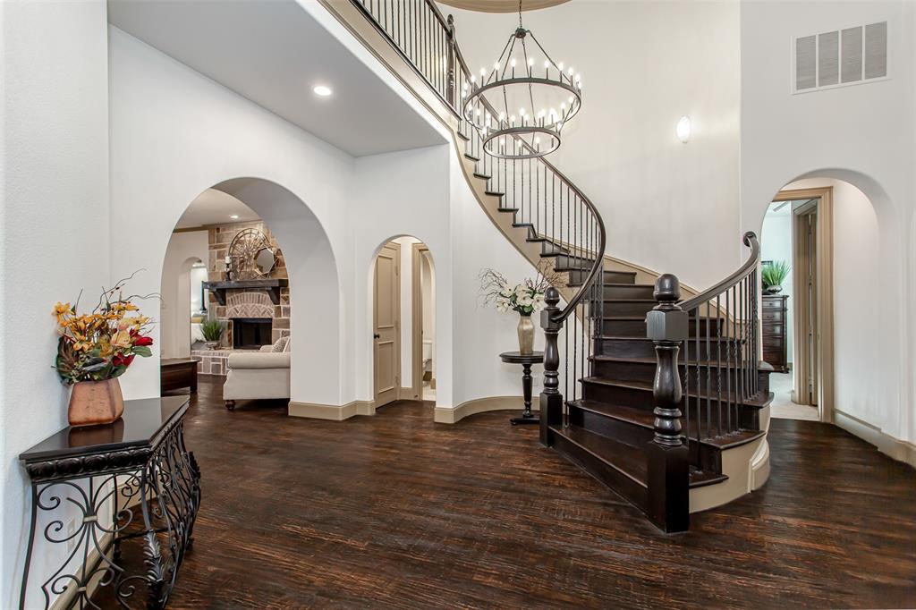 918 Birdsong Drive
