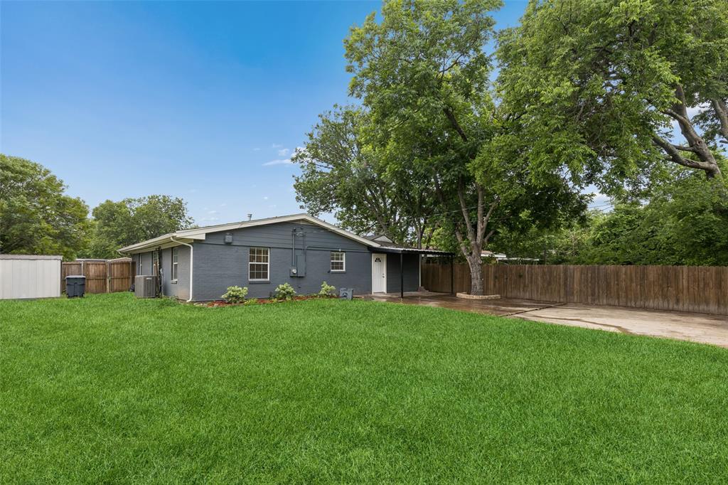 Cloverdale 02 - Residential