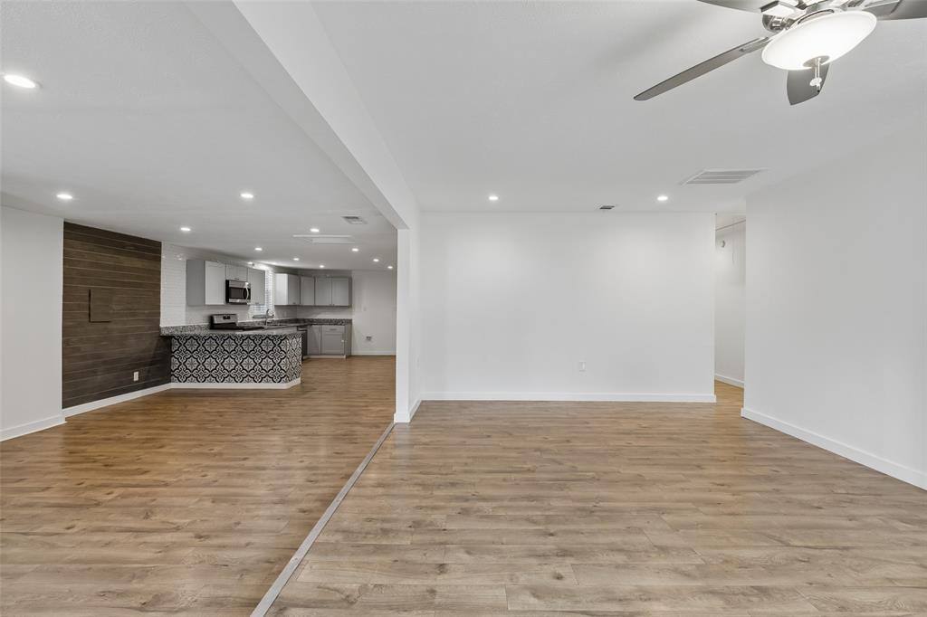 Cloverdale 02 - Residential