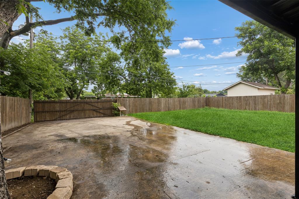 Cloverdale 02 - Residential