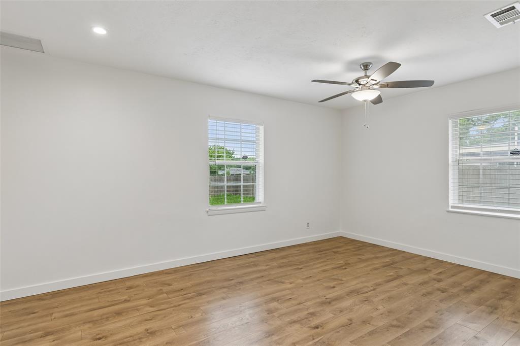 Cloverdale 02 - Residential