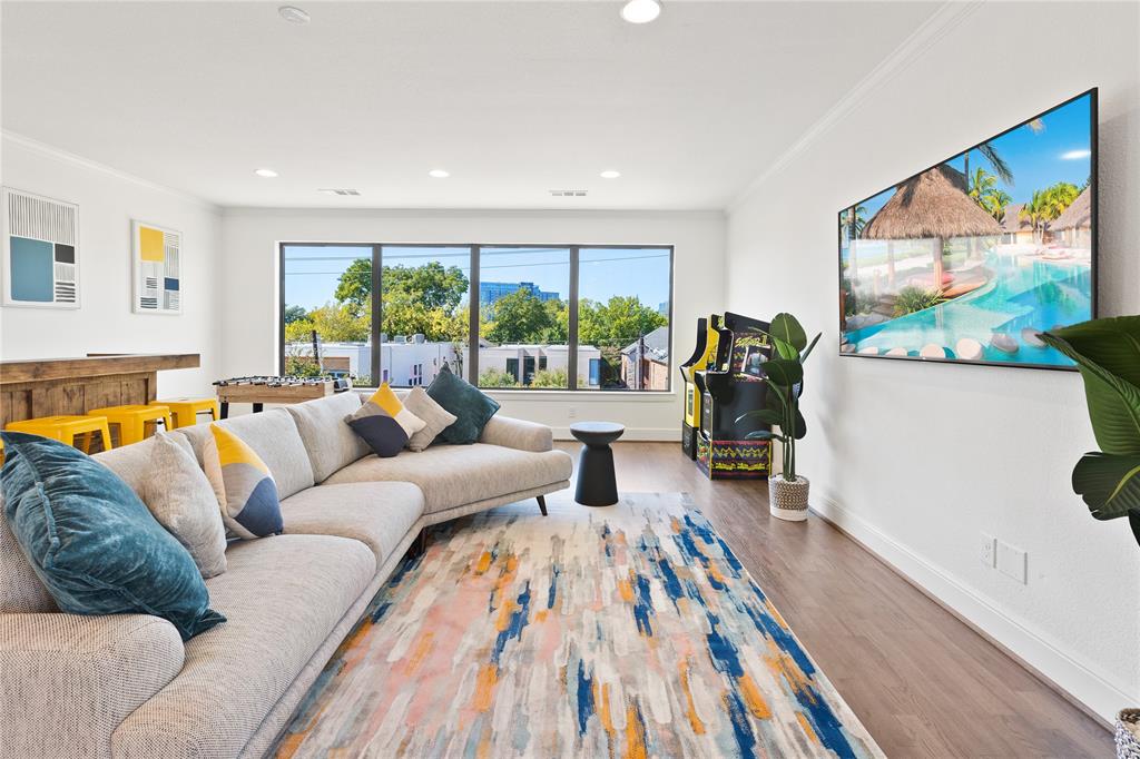 Alcott Fitzhugh Heights - Residential