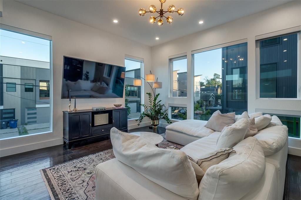 Rick & Hurts North Fitzhugh Ave - Residential