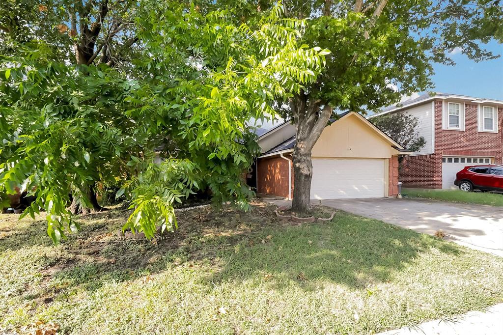2839 Linden Lane