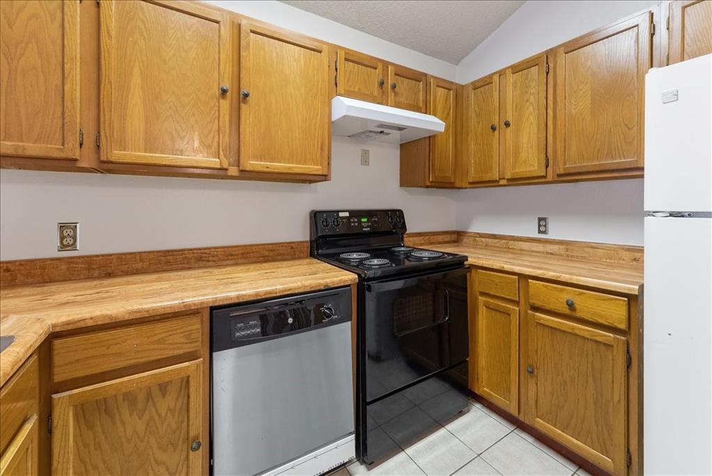 SABLE RIDGE CONDOS PH I-VI - Residential