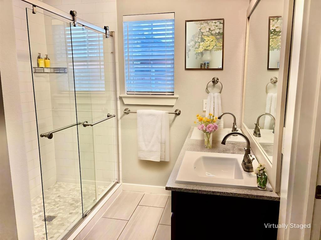 G T Hawpes Homestead - Residential