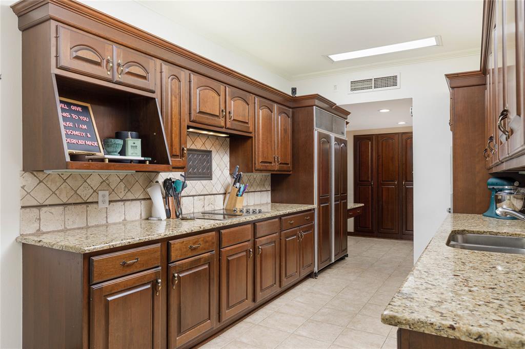 Imperial House Condos - Residential