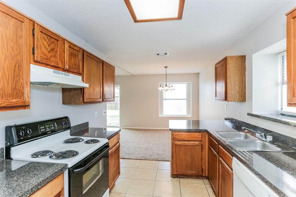 Colonial Estates - Residential Lease