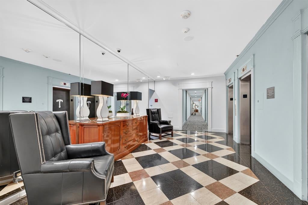 3883 Turtle Creek Boulevard 1717