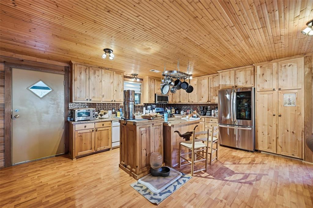 Toby Thomas - Residential