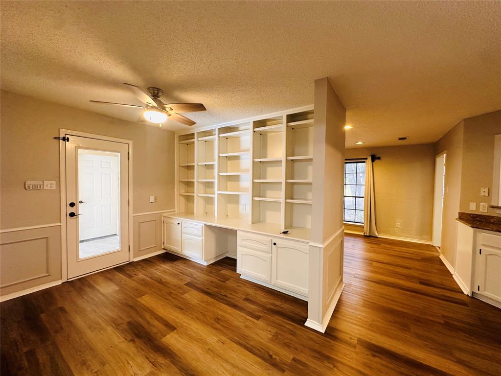 Mansfield, Texas 76063, United States, 3 Bedrooms Bedrooms, ,2 BathroomsBathrooms,Residential,Pending,132363