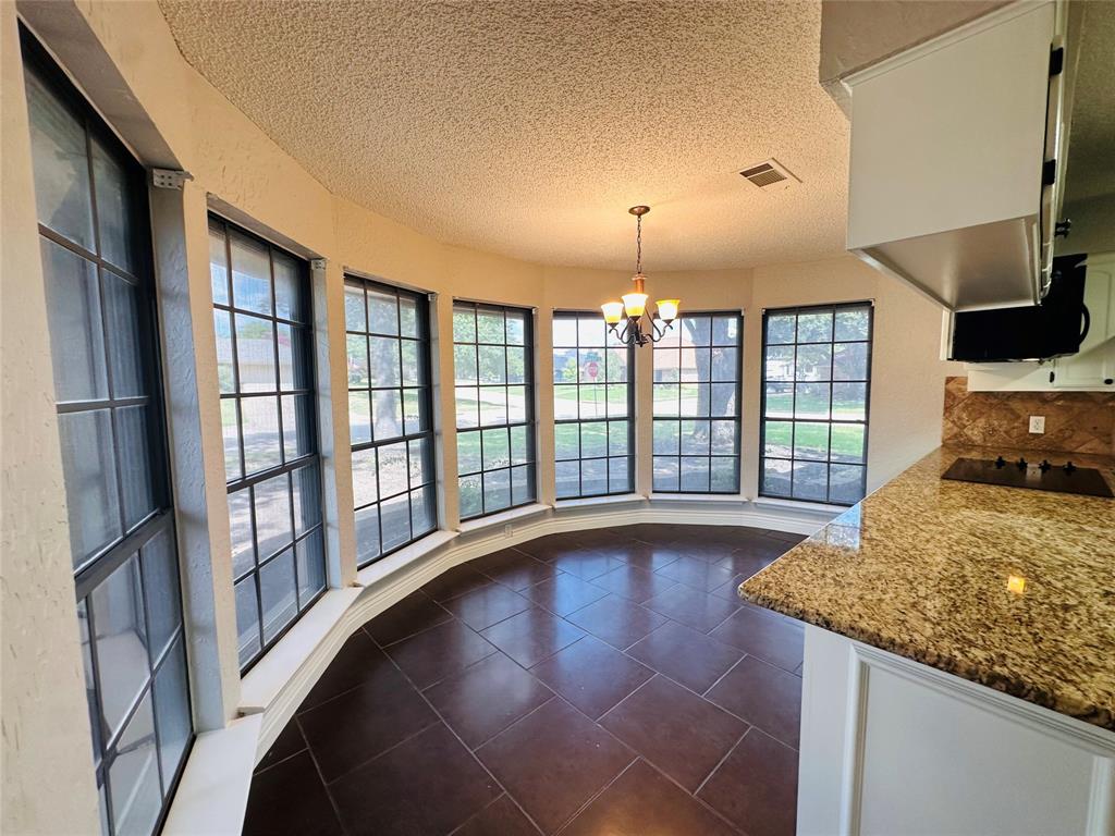 Mansfield, Texas 76063, United States, 3 Bedrooms Bedrooms, ,2 BathroomsBathrooms,Residential,Pending,132363