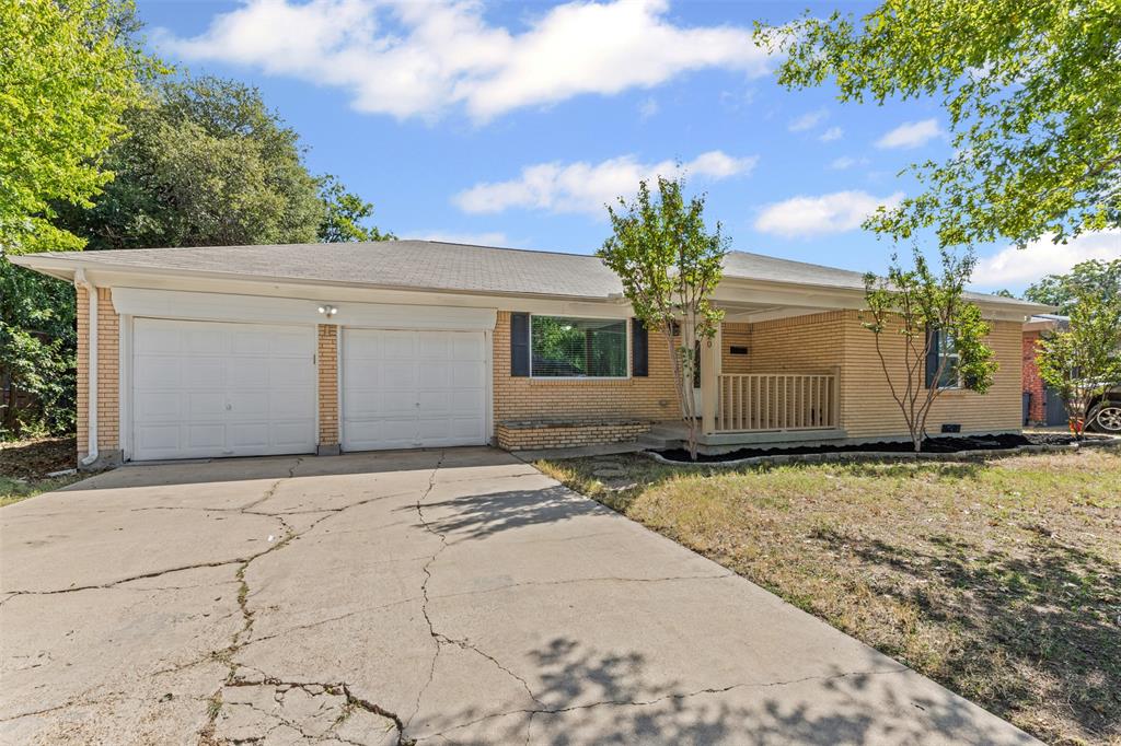 3520 Sheridon Drive