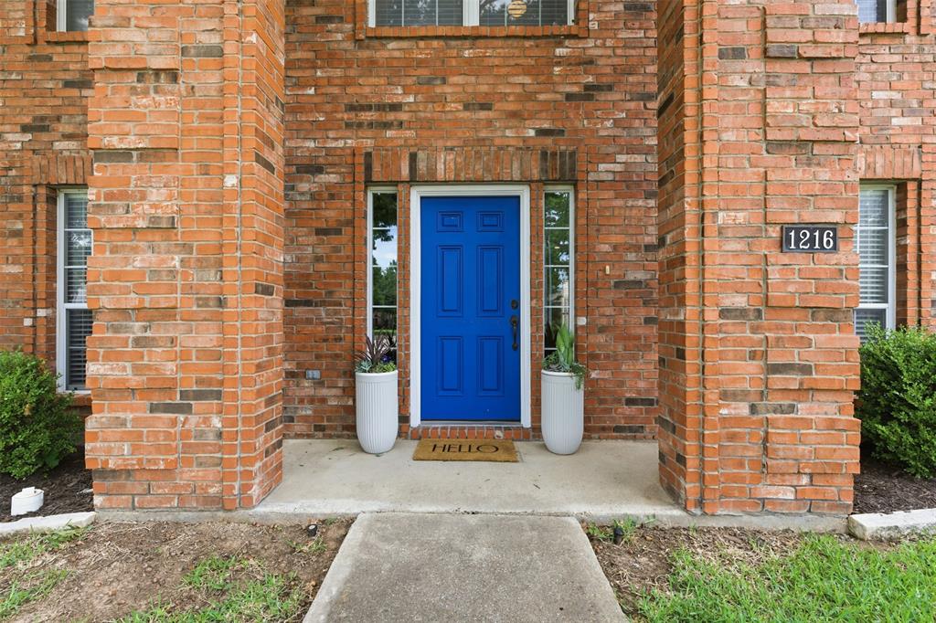 1216 Rosewood Lane