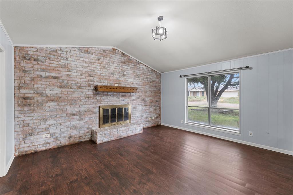 238 Royal Drive