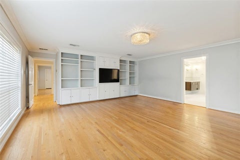 Tiny photo for 4303 University Boulevard, University Park, TX 75205 (MLS # 21340283)