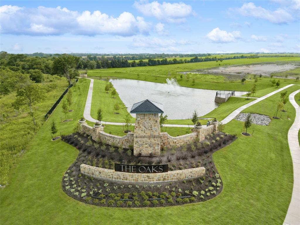 The Oaks - Residential