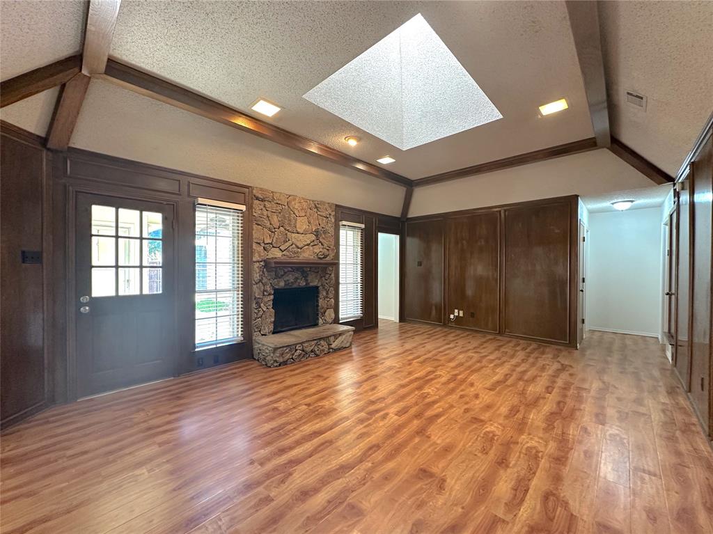 University Estates West 1st Inst R - Residential Lease