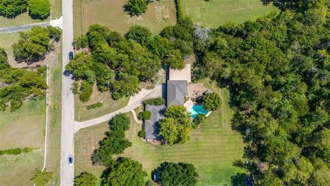 23 Cedar Bend Trail Lucas TX 75002
