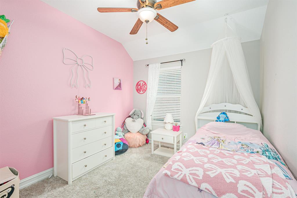 2301 Stratford Court