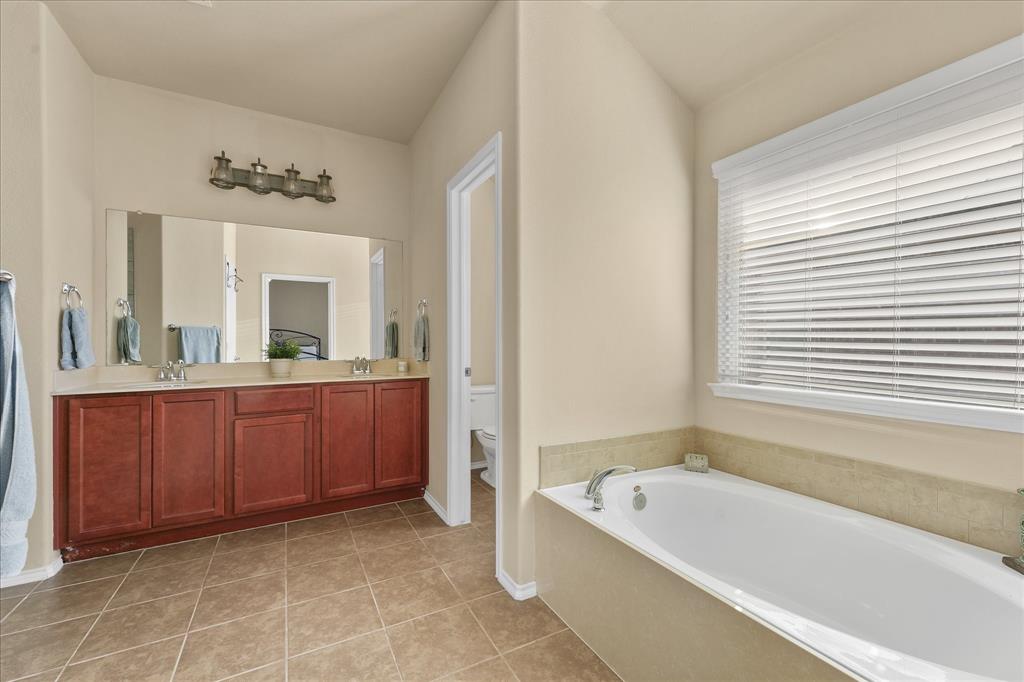 Cross Oak Ranch Ph 3 Tr - Residential