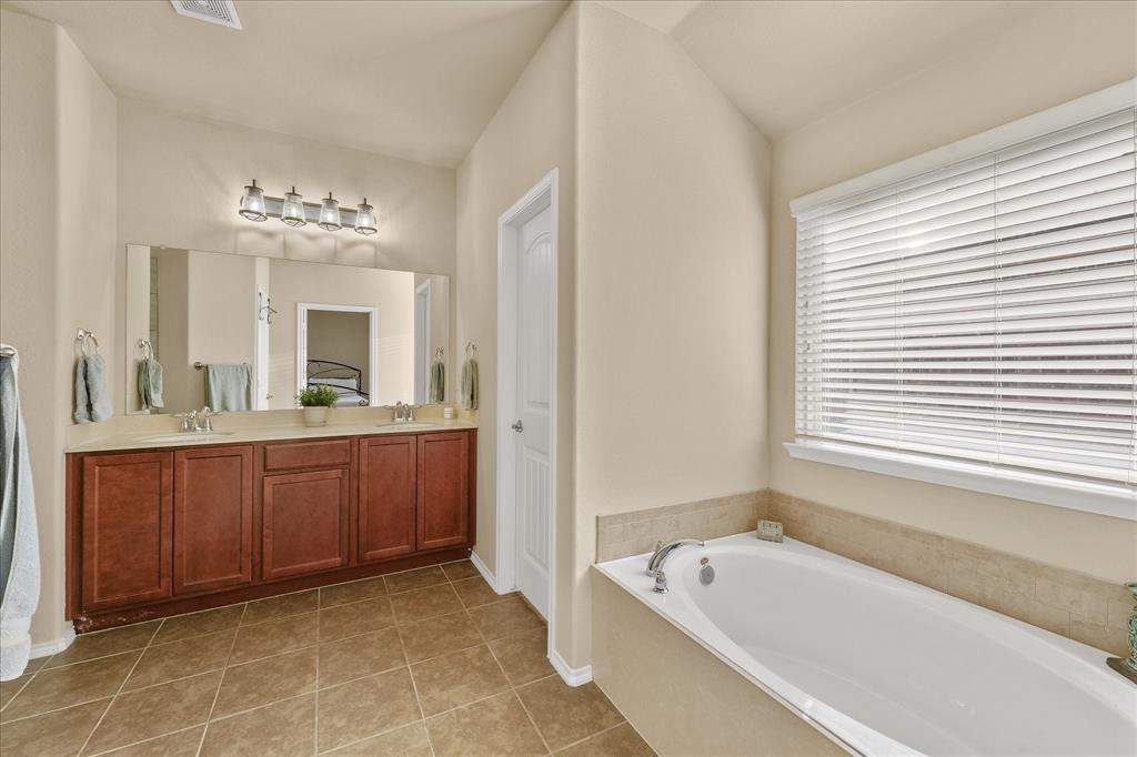 Cross Oak Ranch Ph 3 Tr - Residential