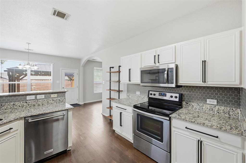 Villages Of Woodland Spgs W - Residential Lease