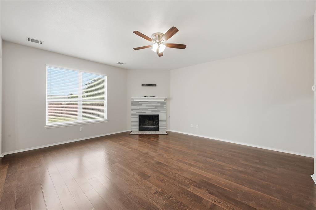 Villages Of Woodland Spgs W - Residential Lease