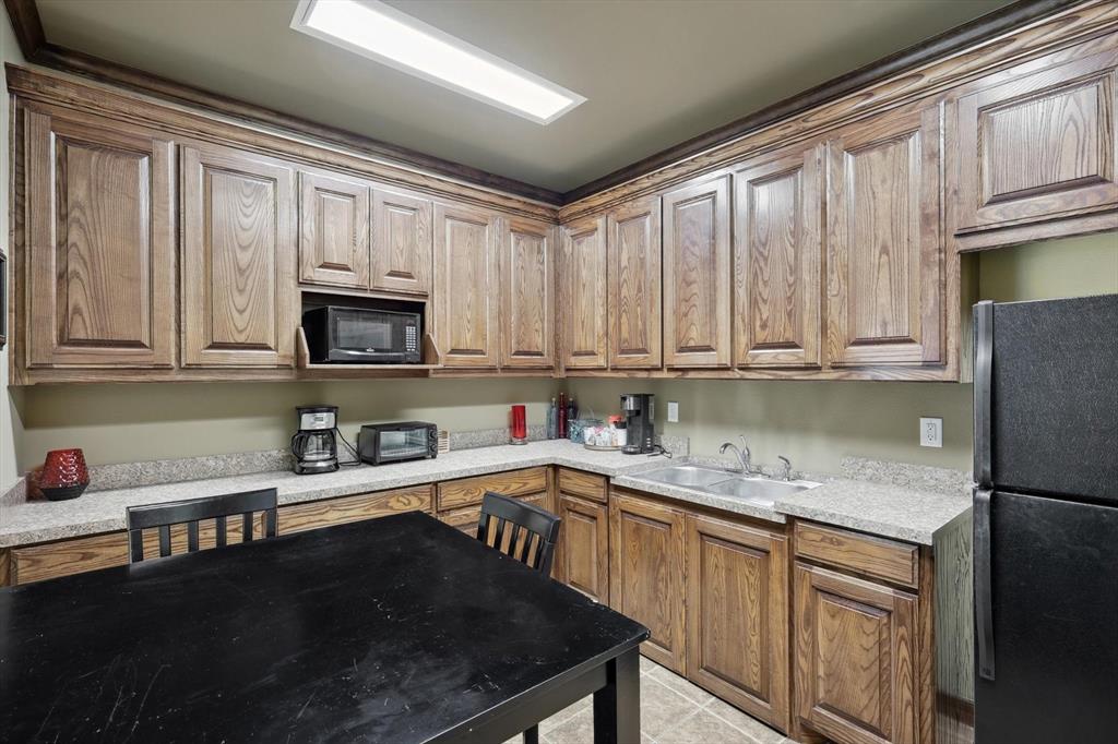 Sunrise Terrace Add - Commercial Lease