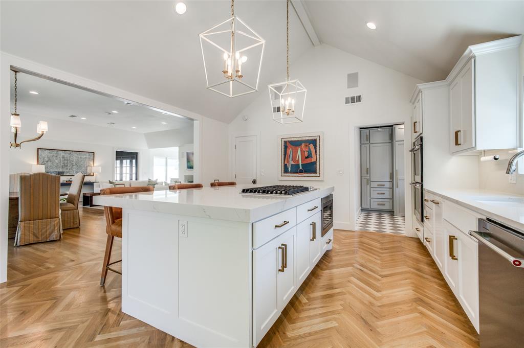 Manchester Downs - Residential