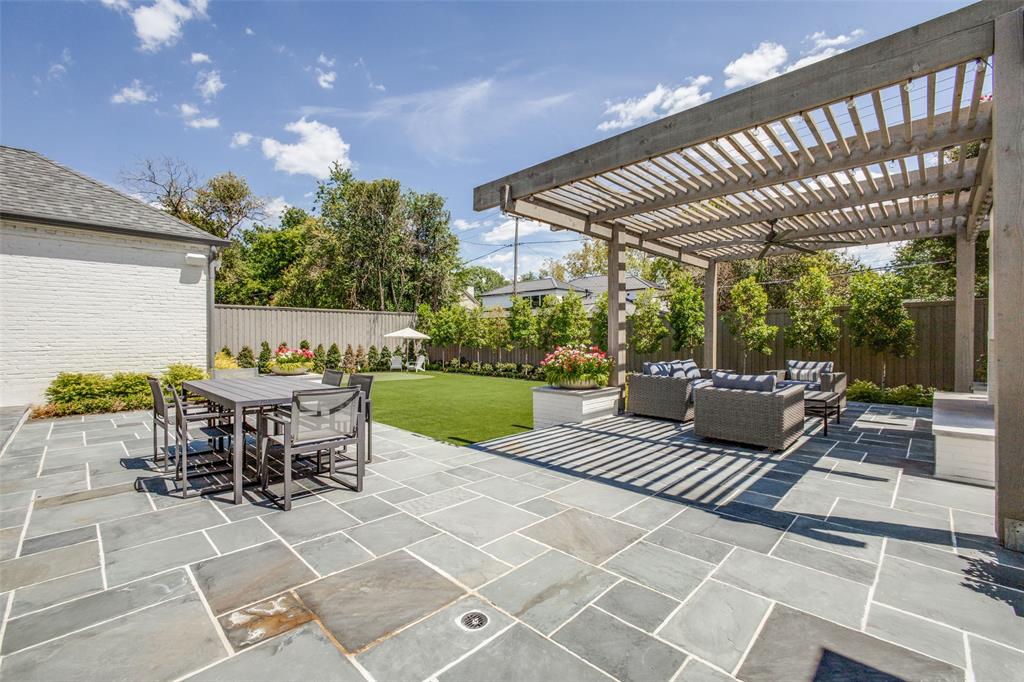 Manchester Downs - Residential