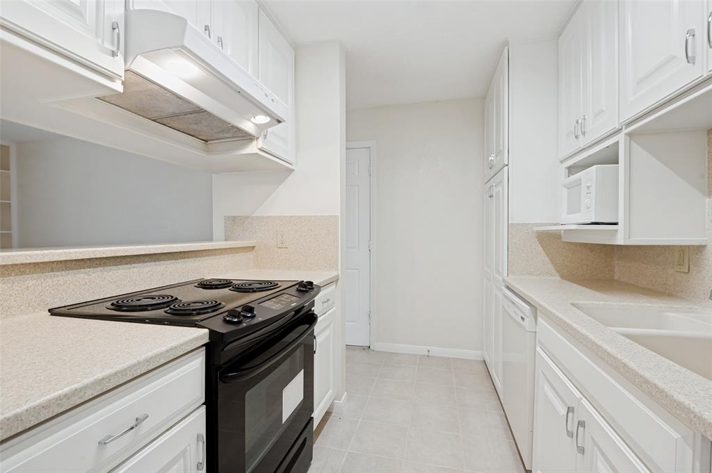 Cimarron Court Condo Ph 1 - Residential