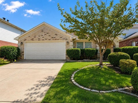 Photo of 8055 Raleigh Drive, Fort Worth, TX 76123 (MLS # 21419909)