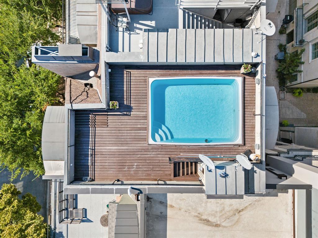 Lexington State Thomas - Residential