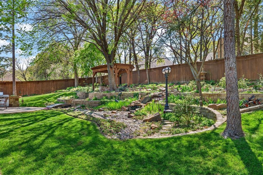 Shadow Brook Place - Residential