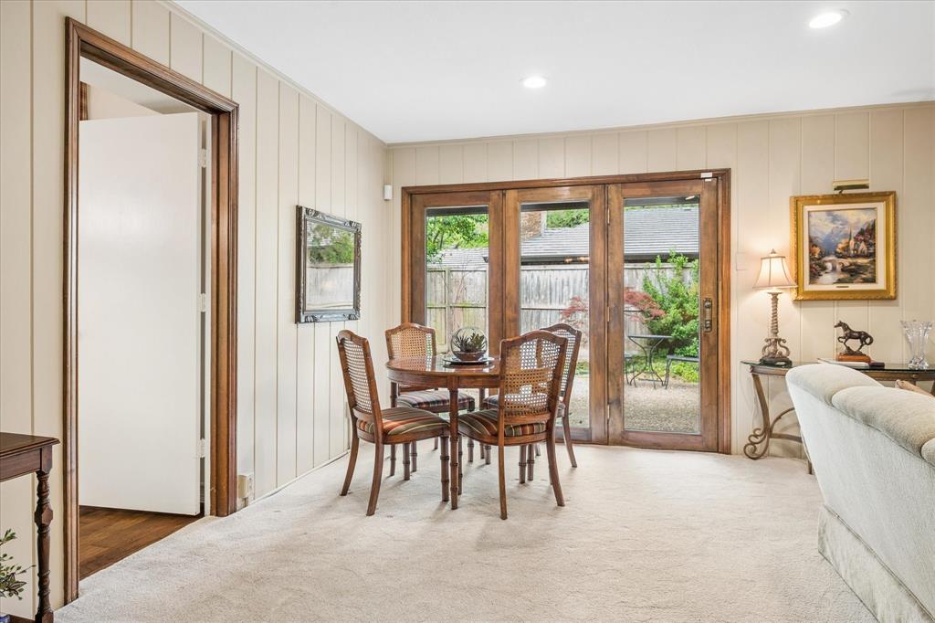 Hillcrest Villa Condo - Residential